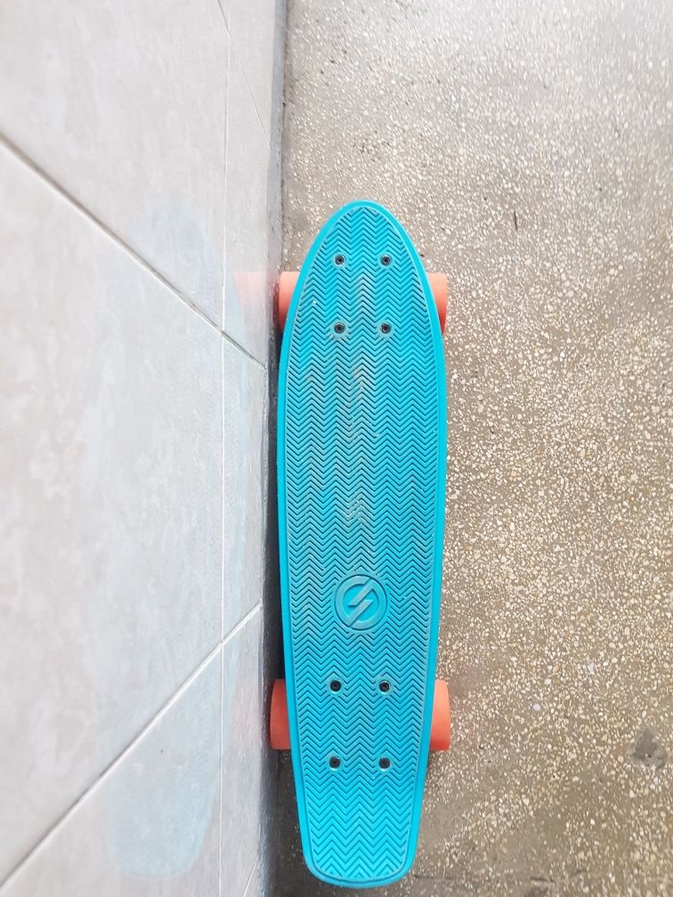 Pennyboard albastru