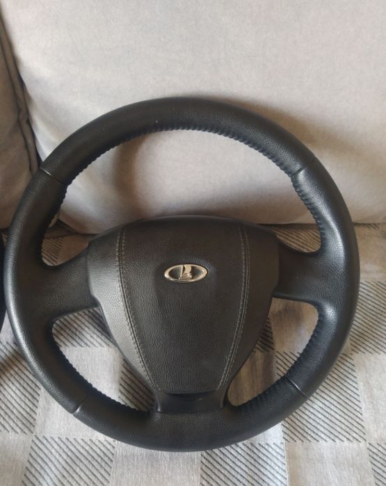 Руль на Приору 2 в новой коже