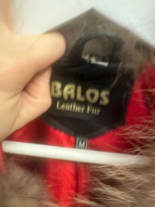 Кожено късо яке с яка от лисица