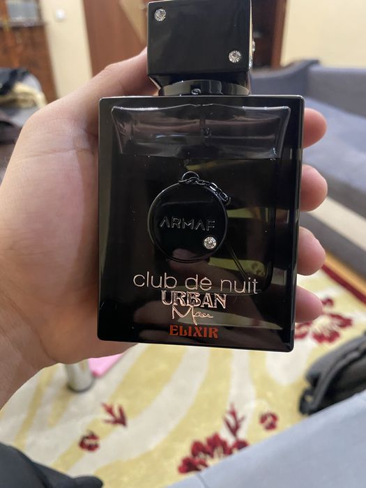 Парфюм club de nuit urban max elixir.