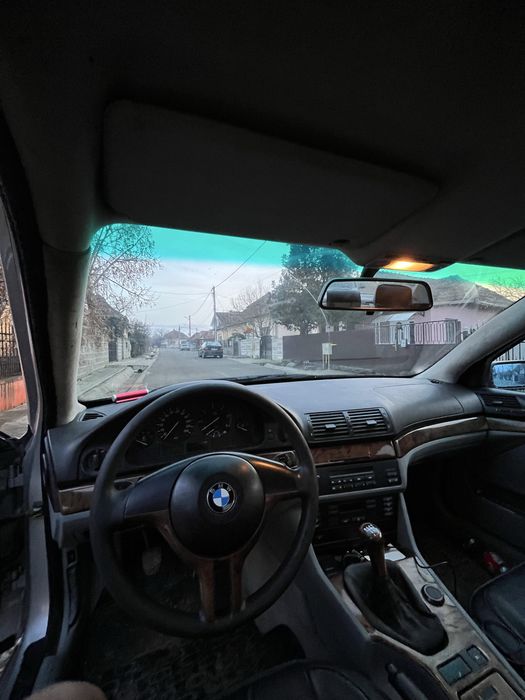 dezmembrez sau vand bmw e39 2.0d 136cp