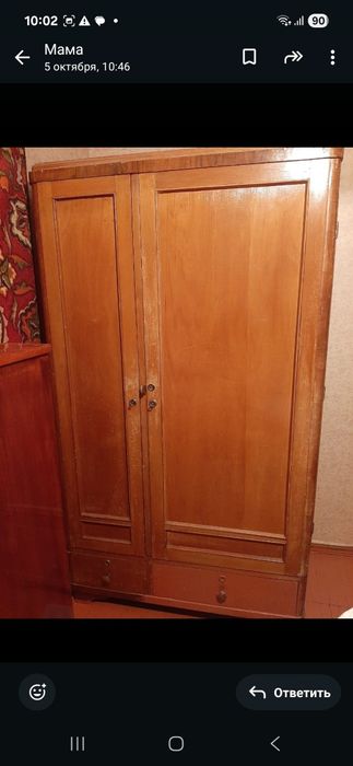 Дарю шкаф старинный