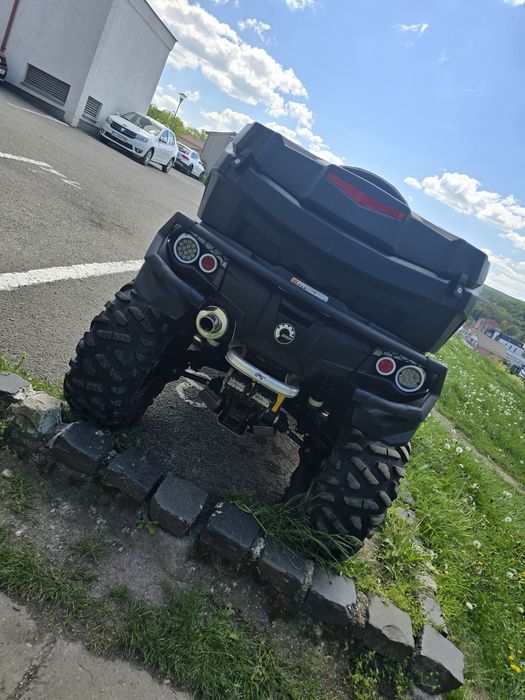 Vând schimb Can Am Outlender 1000R