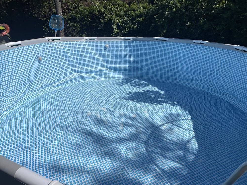 Piscina + aspirator + pompa cu nisip
