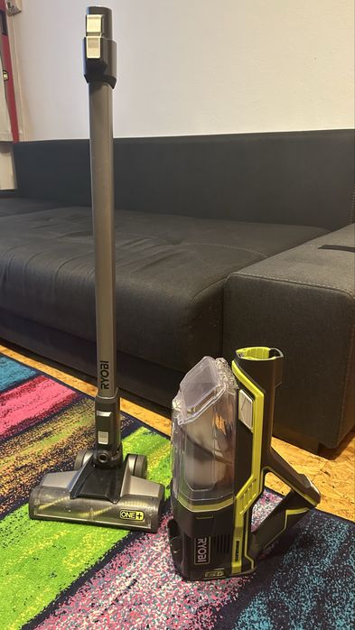 Aspirator fara fir Ryobi