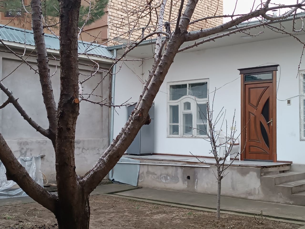 Toshkent tumani kirovda 3.5 Uchaska Sotiladi 3.5 sotix
