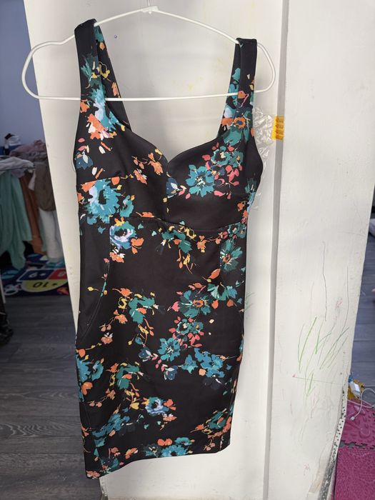 Платье на корпаратив новый год надевала по разу