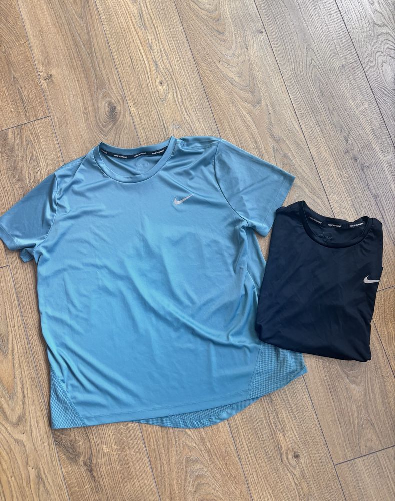 Дамски тениски Nike / Един модел/ 2 цвята