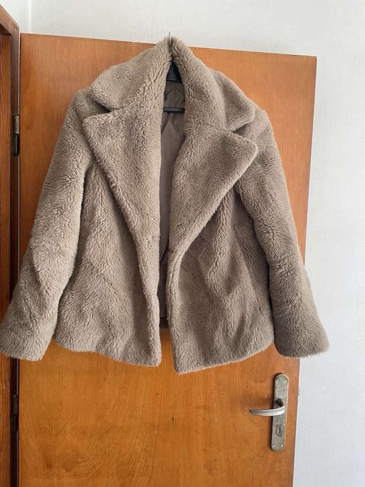 Палто COS маслено зелено