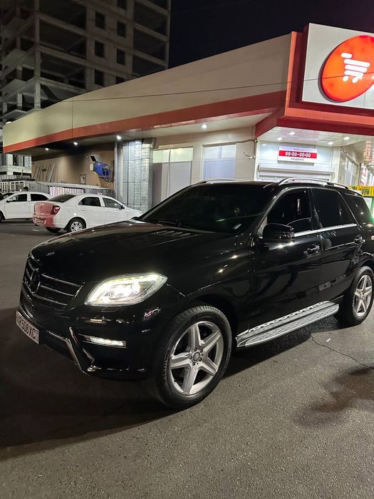 Mercedes jelka sroʻchne sotladi