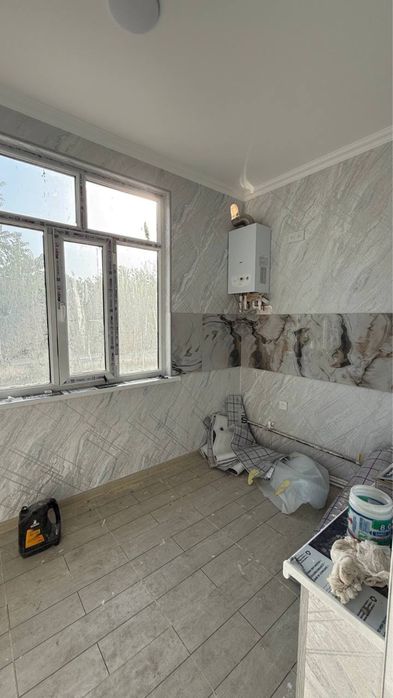 Продаю квартиру Яшнабадском районе Иззат 2 комнатная 1 этаж с ремонтом