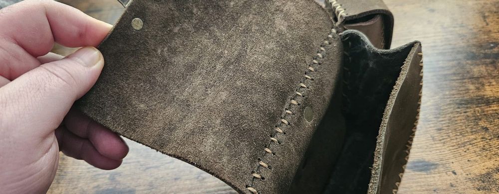 BORSETA PIELE / Gentuță curea handmade- deosebita!!!