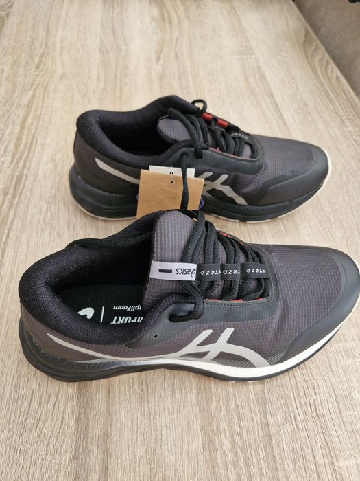 Дамски маратонки Asick