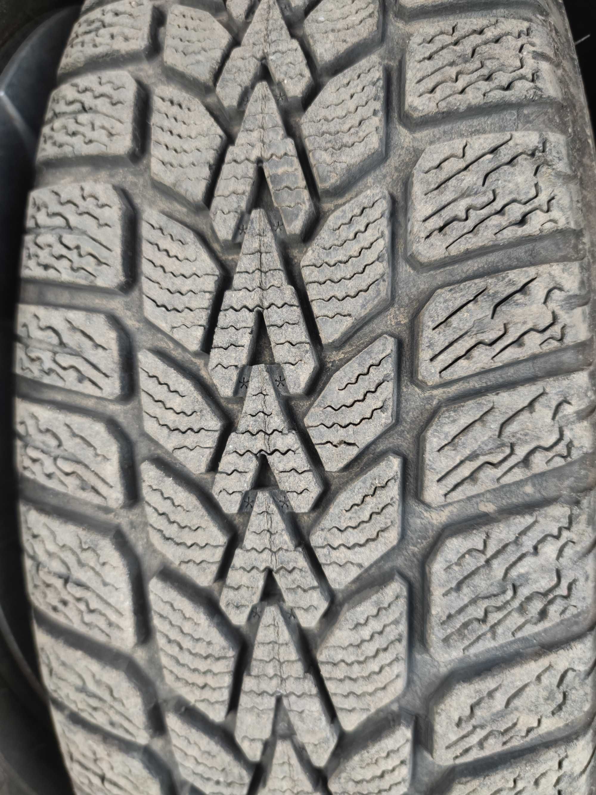 Зимни гуми "Dunlop" размер 185/65/15