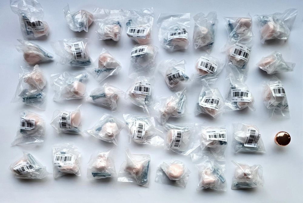 Дръжки за Мебелни Вратички