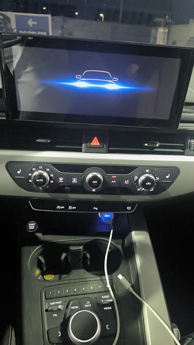 Vând Audi A4 B9 Avant 2019