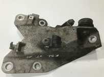 Suport motor stanga BMW Seria 3 (2006-2012) [E92] 2.5 benzina N52 214 cp 6760315
