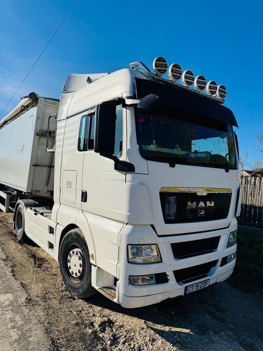 Vând 3 DAF XF si MAN TGX