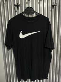 Tricou Nike, marimea L