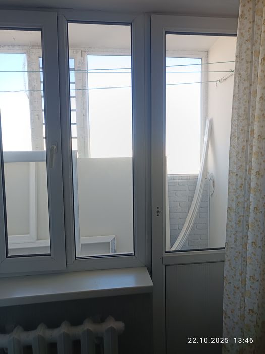 Окна и болконная группа 2 шт в комплекте