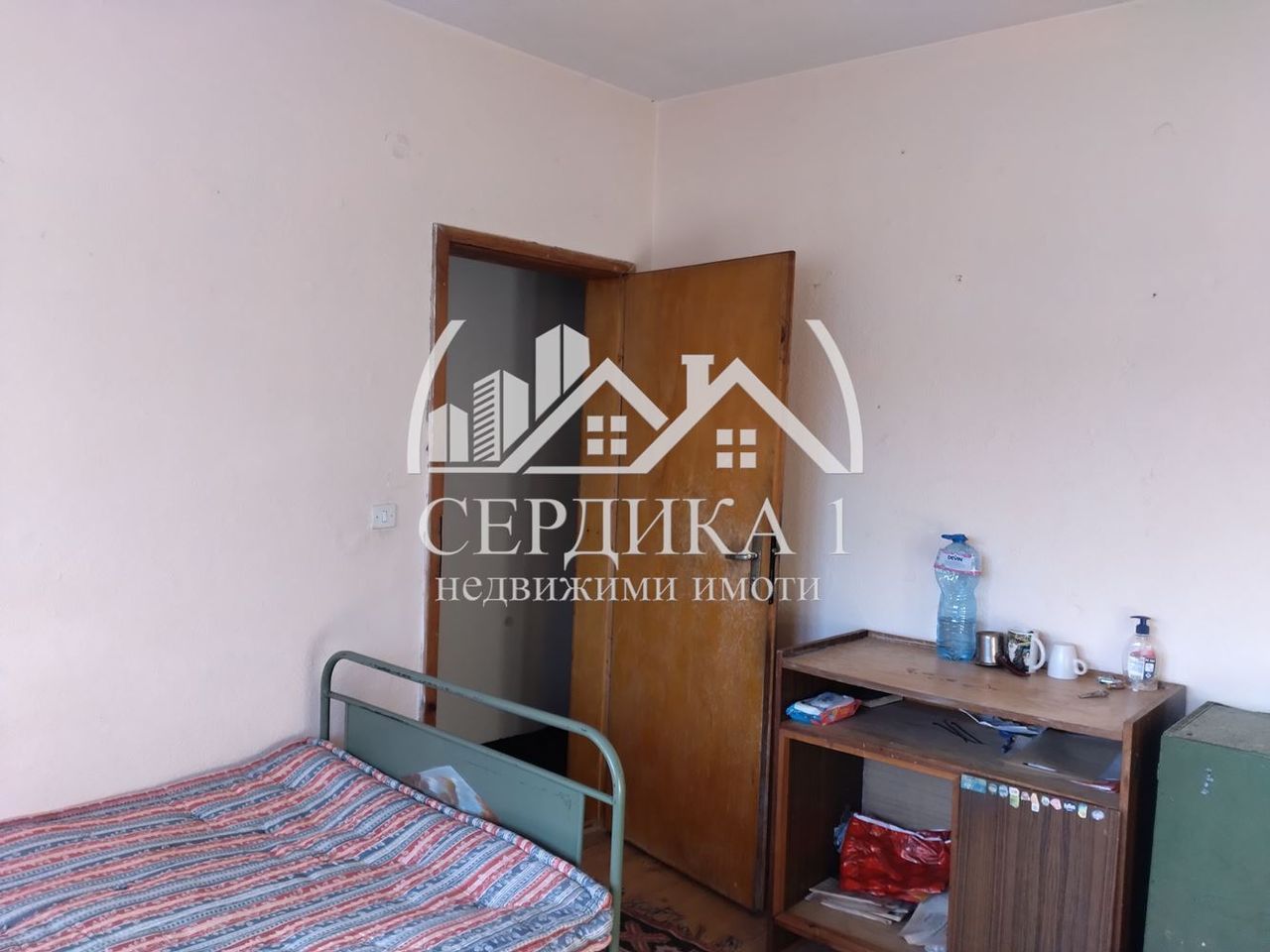 Продава се Тристаен апартамент в Благоевград, Широк център - 117 кв.м за 640 €/кв.м - Снимка #2