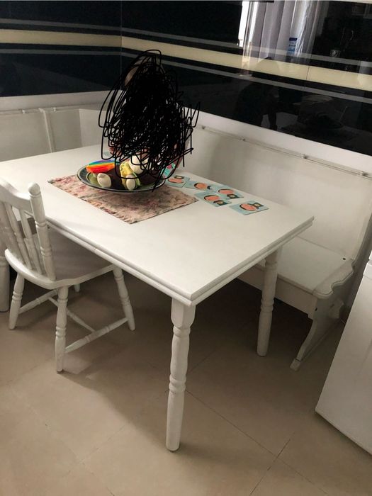 Coltar bucatarie din lemn alb