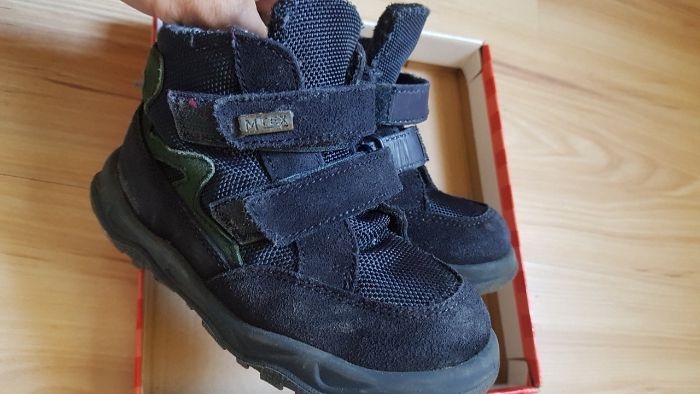 Ghete / cizme / adidasi copii stare foarte buna, sau ca noi