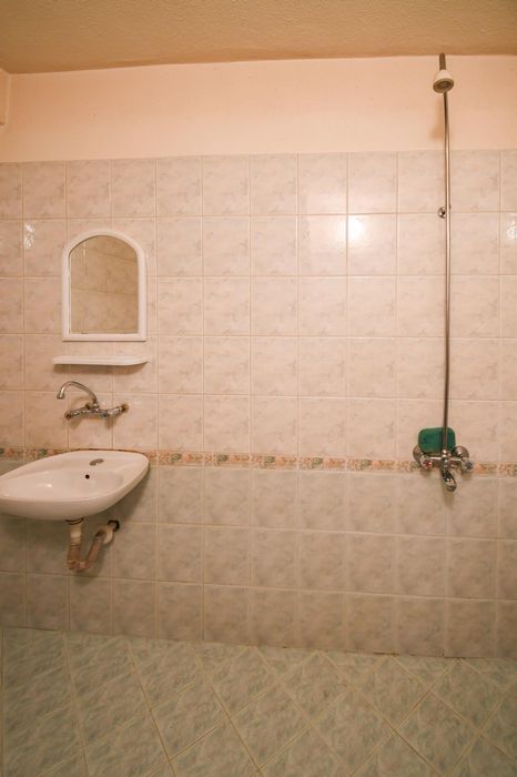 Дава се под наем Четиристаен апартамент в София, Лагера - 180 кв.м за 950 € - Снимка #5