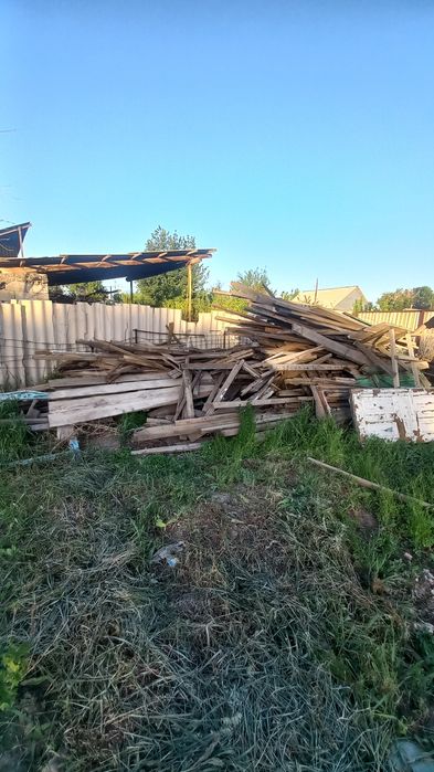 Продам на дрова. Торг уместен