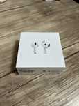 Airpods 4 идеал состояние каробка все есть страна покупке япония.