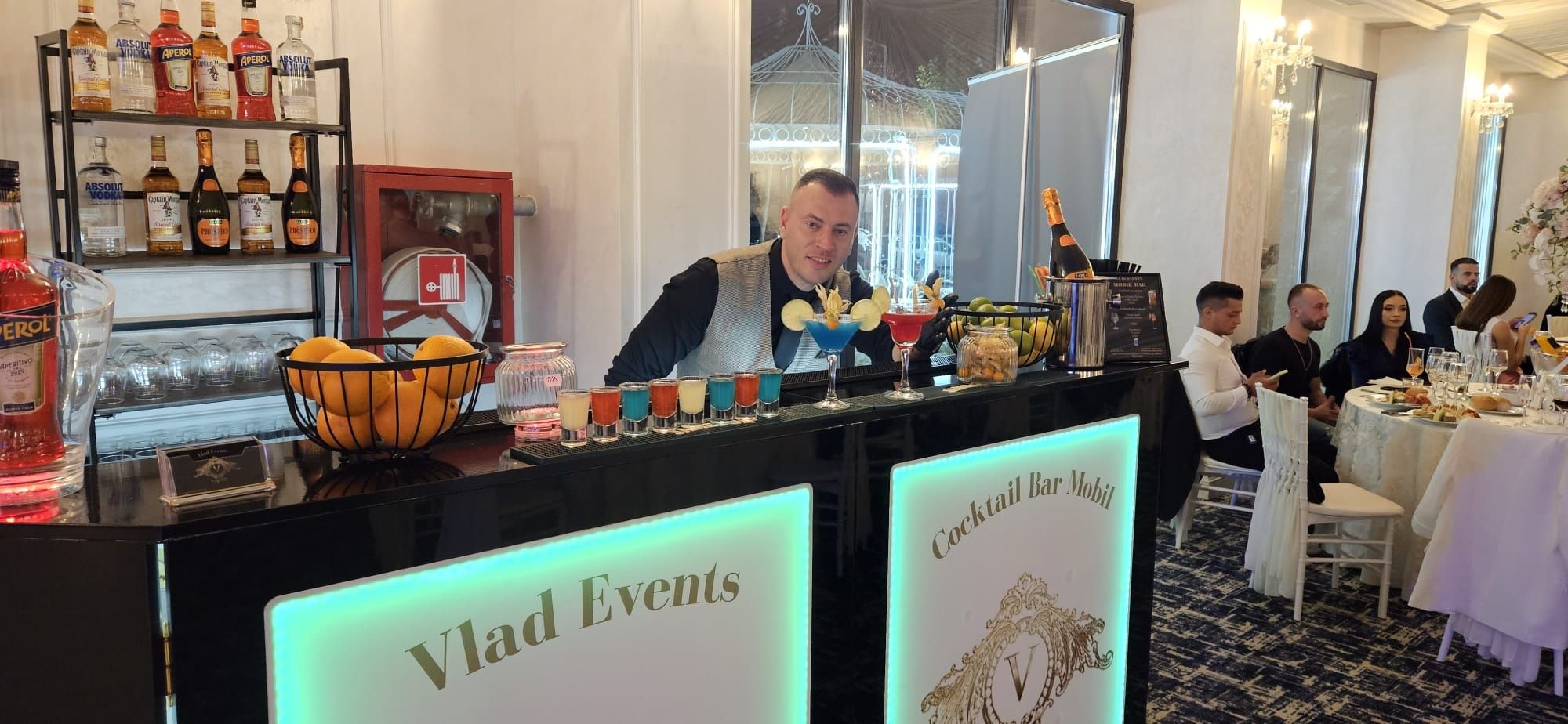 Tort shoturi ,bar mobil Vlad Events Cocktail Bar Mobil