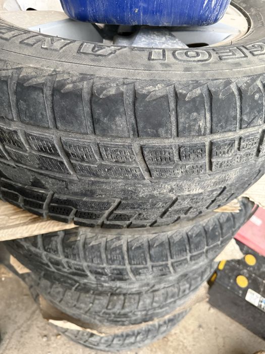Продам 265/65R17 липучка