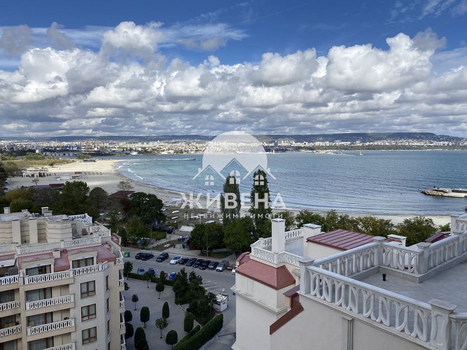 Обзаведен 3-стаен апартамент с морска панорама, кв. Аспарухово