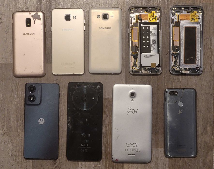 Lot telefoane de piese