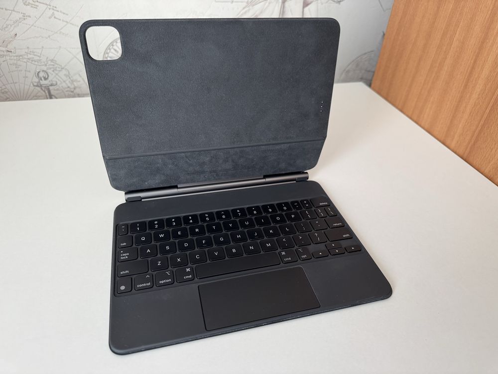 Magick keyboard чехол-клавиатура для iPad 11’’ дюмйов