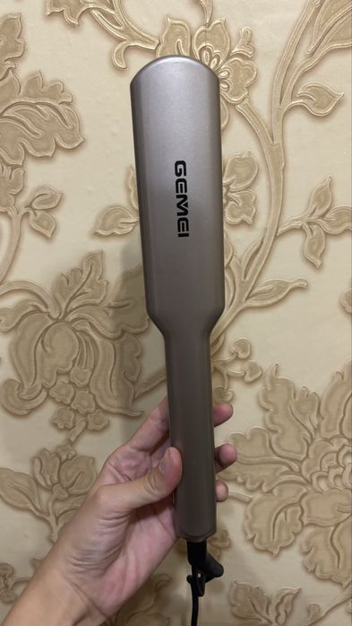 Выпрямитель для волос