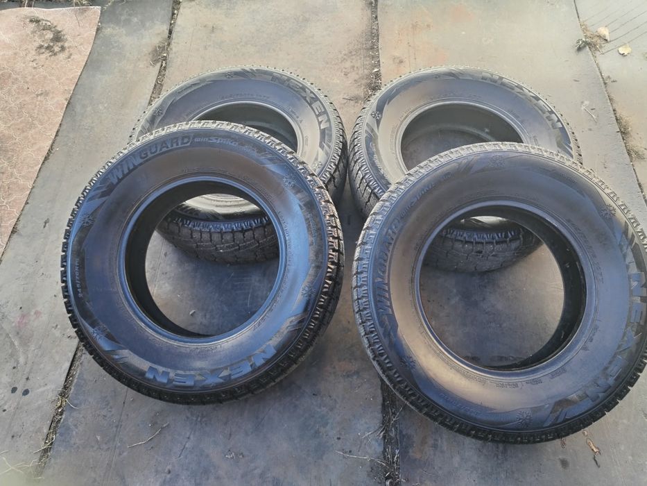 Покрышки 245.70.R16