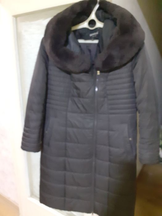 Зимнее  тёплое пальто