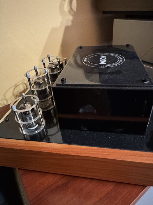 Лампов усилвател КОDA TA10BT