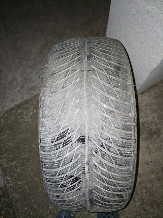 Cauciucuri iarna 245 40 19 Michelin Alpin 5