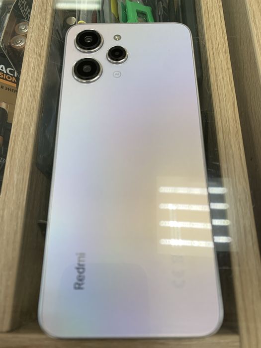 Продам телефон в отличном состоянии