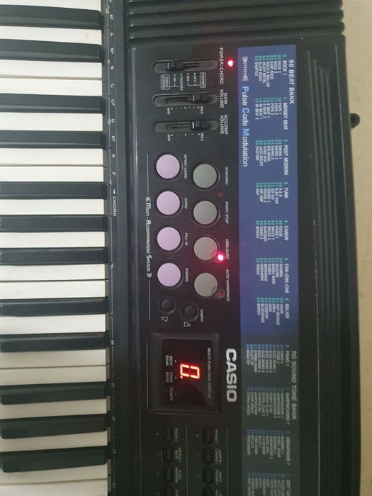 Casio ct-657 sintezator