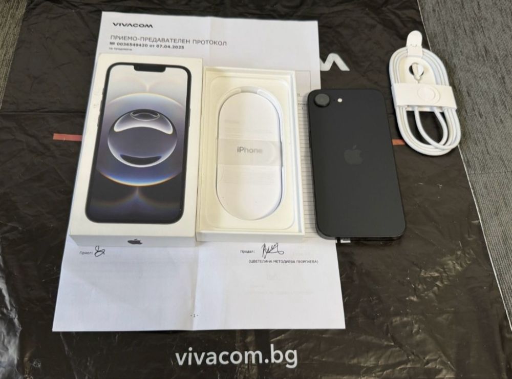 КАТО НОВ 128GB iPhone 16e wallet Гаранция от Vivacom до 2027 Black