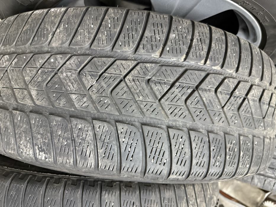 Anvelope de iarna Pirelli Scorpion Winter 235/60R18 108H