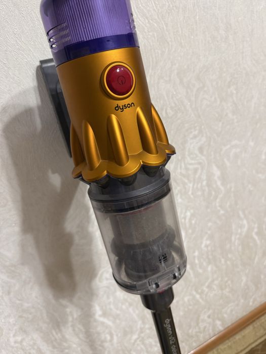 Продам пылесос dyson v 12 detect slim absolut