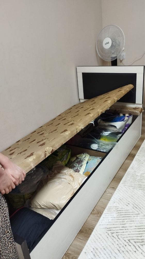 Продаётся кровать