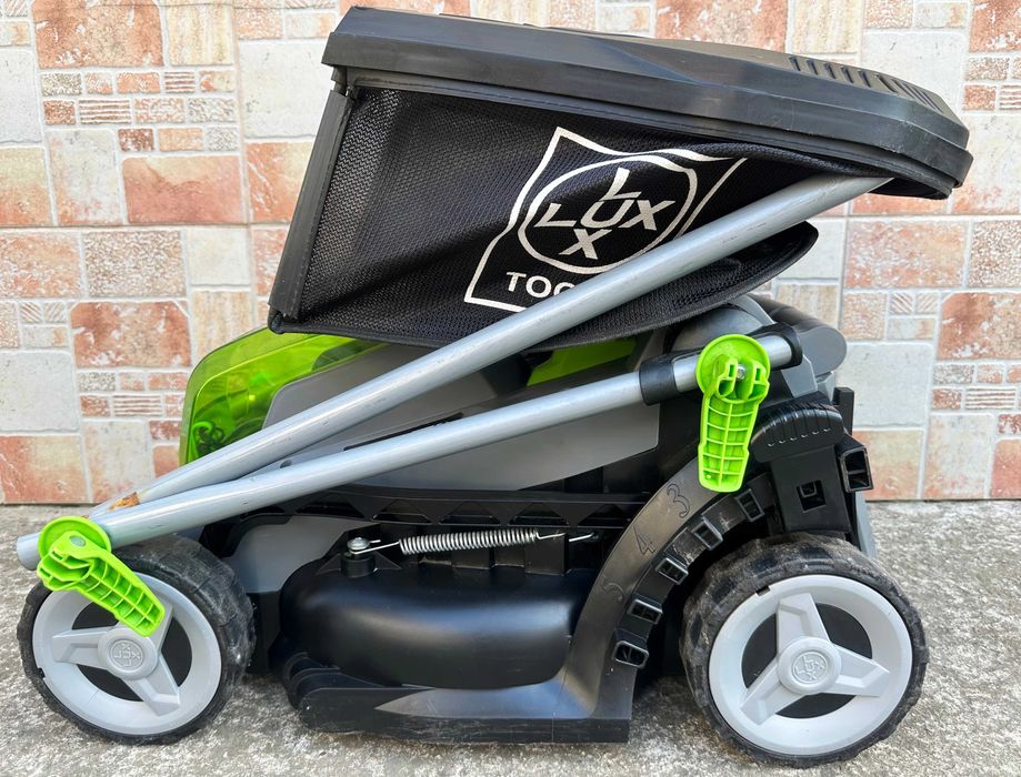 LUX A-RM-2x20 /4/33 SET - Акумулаторна косачка като нова 2x20V 4.0Ah