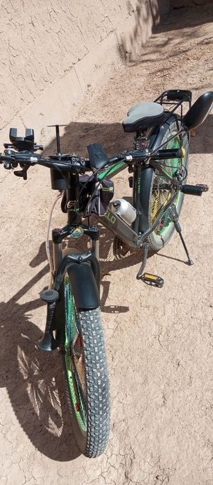 Velik sotiladi 1mln.200ming