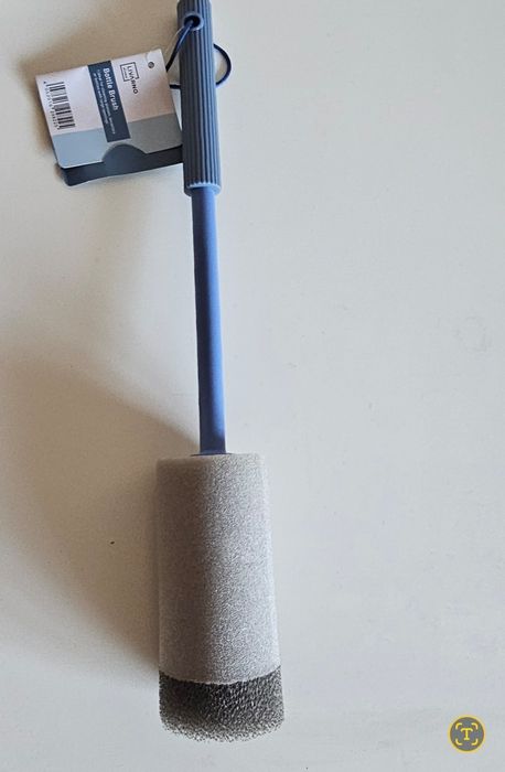 Нови шишета (бутилки) за вода, термочаша и четка за шишета, от 2.50 лв