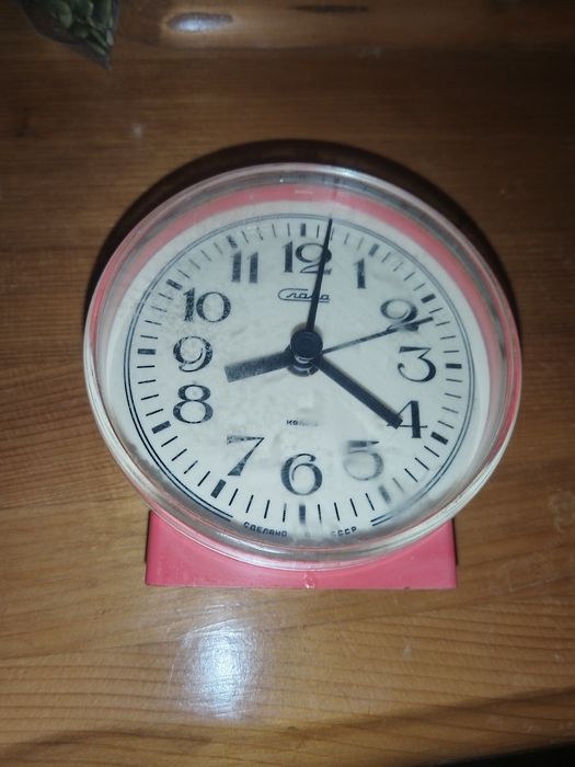 Ceas vechi  ani 80 cccp